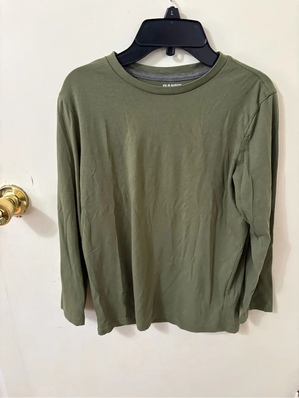 Old Navy boys Olive Green Long-Sleeve Crew Neck Shirt XL